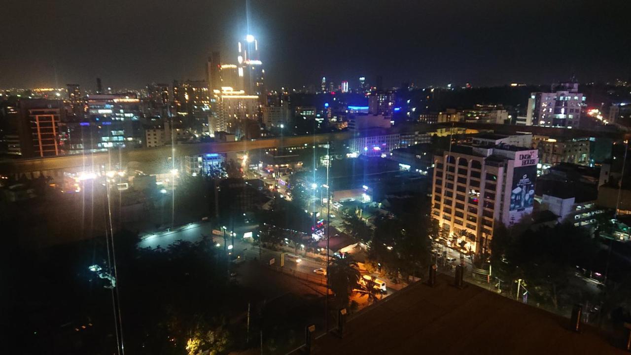 Luxury Skynest With Gym And Pool In Westlands Appartement Nairobi Buitenkant foto
