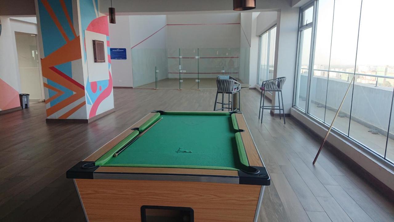 Luxury Skynest With Gym And Pool In Westlands Appartement Nairobi Buitenkant foto