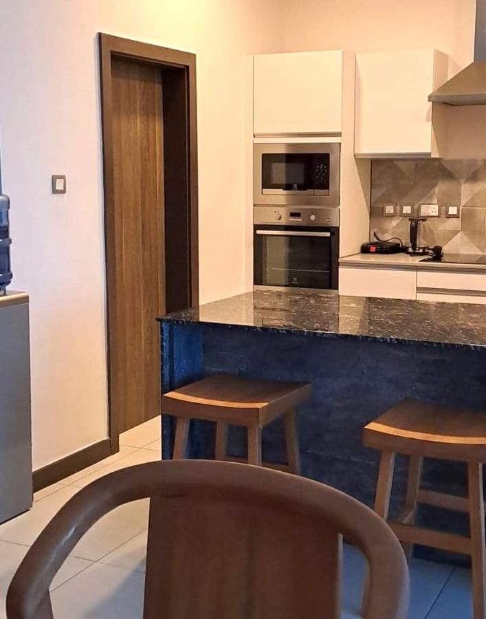 Luxury Skynest With Gym And Pool In Westlands Appartement Nairobi Buitenkant foto
